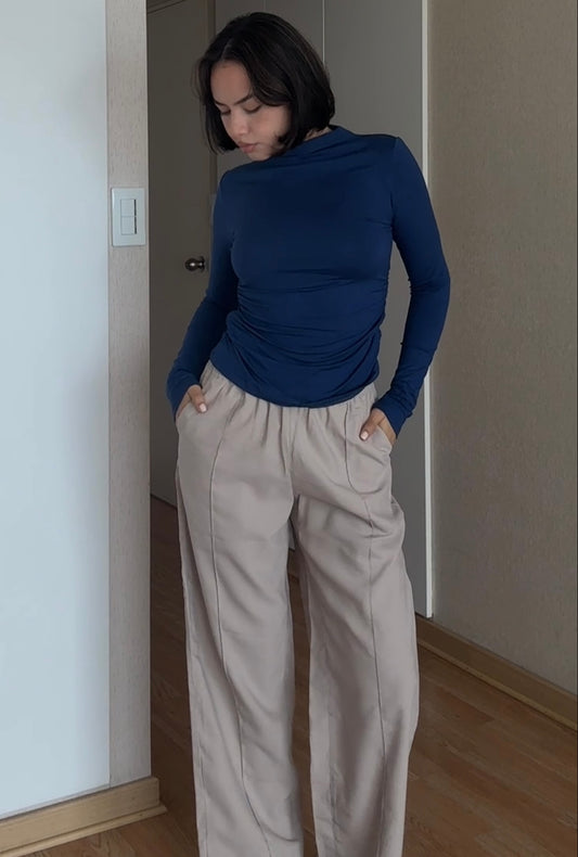 TOP ALMUDENA EN AZUL