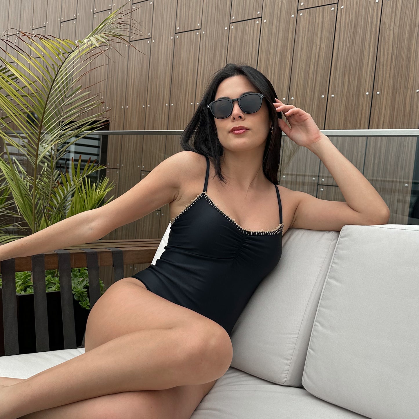 ENTERIZO OLIVIA NEGRO S