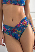 BOTTOM KENDALL FLORES AZULINAS